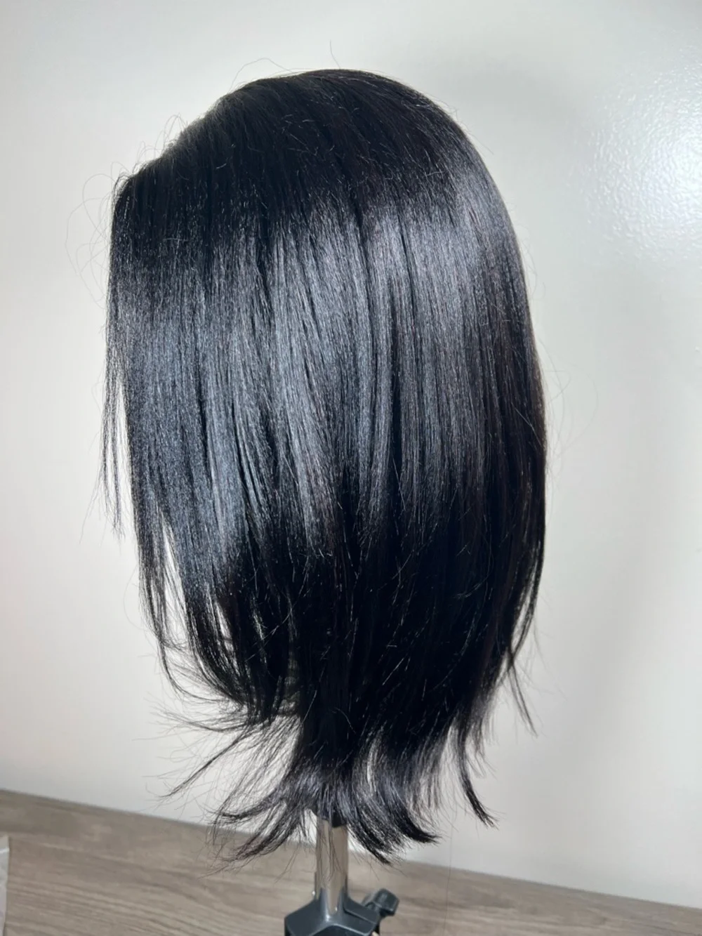 UNICE Layered Yaki Human Hair Straight Bob 14 Inch Glueless Wig